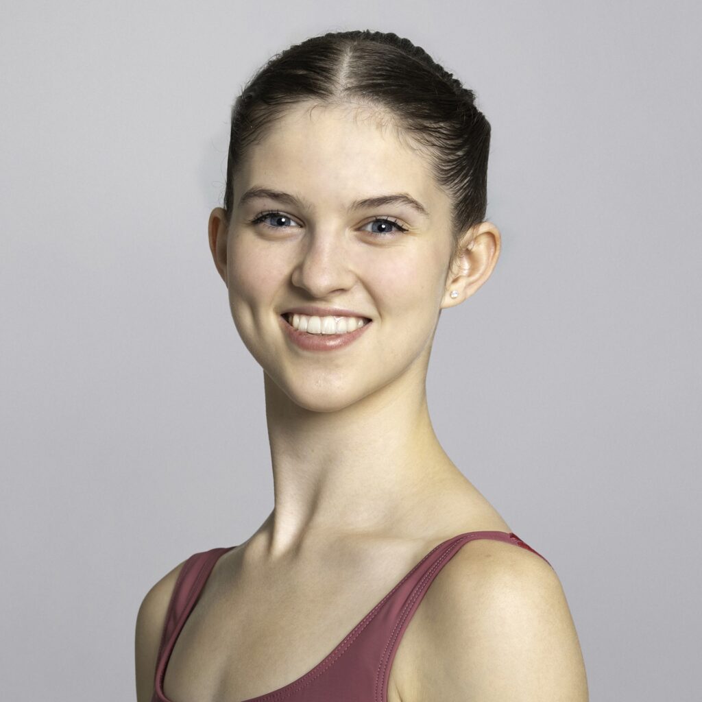 Chloe Dockendorff Junior Company Member